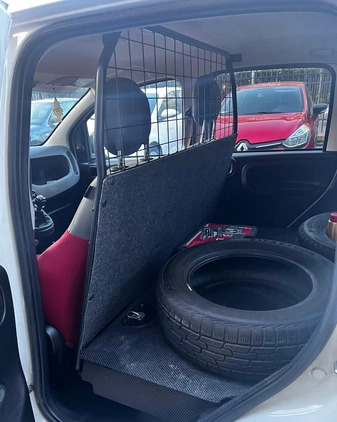 Fiat Panda cena 19678 przebieg: 201000, rok produkcji 2016 z Warszawa małe 121